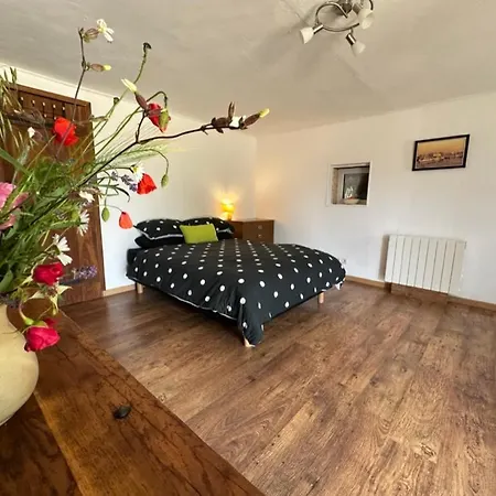 Esprit Charentais - The Byre * Londigny